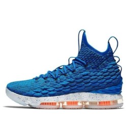 Nike LeBron 15 - Maintien du Pied Intégral Support Anatomique