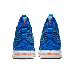 Nike LeBron 15 - Maintien du Pied Intégral Support Anatomique